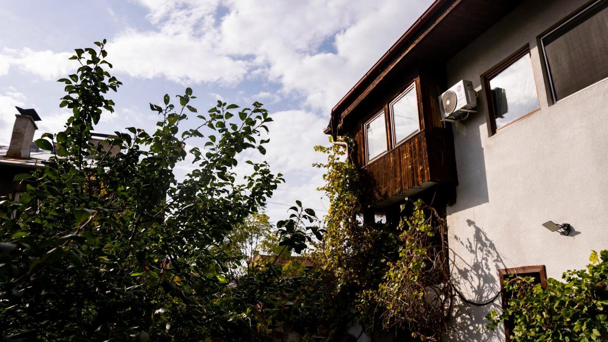 Caravansaray SJJ Extérieur photo